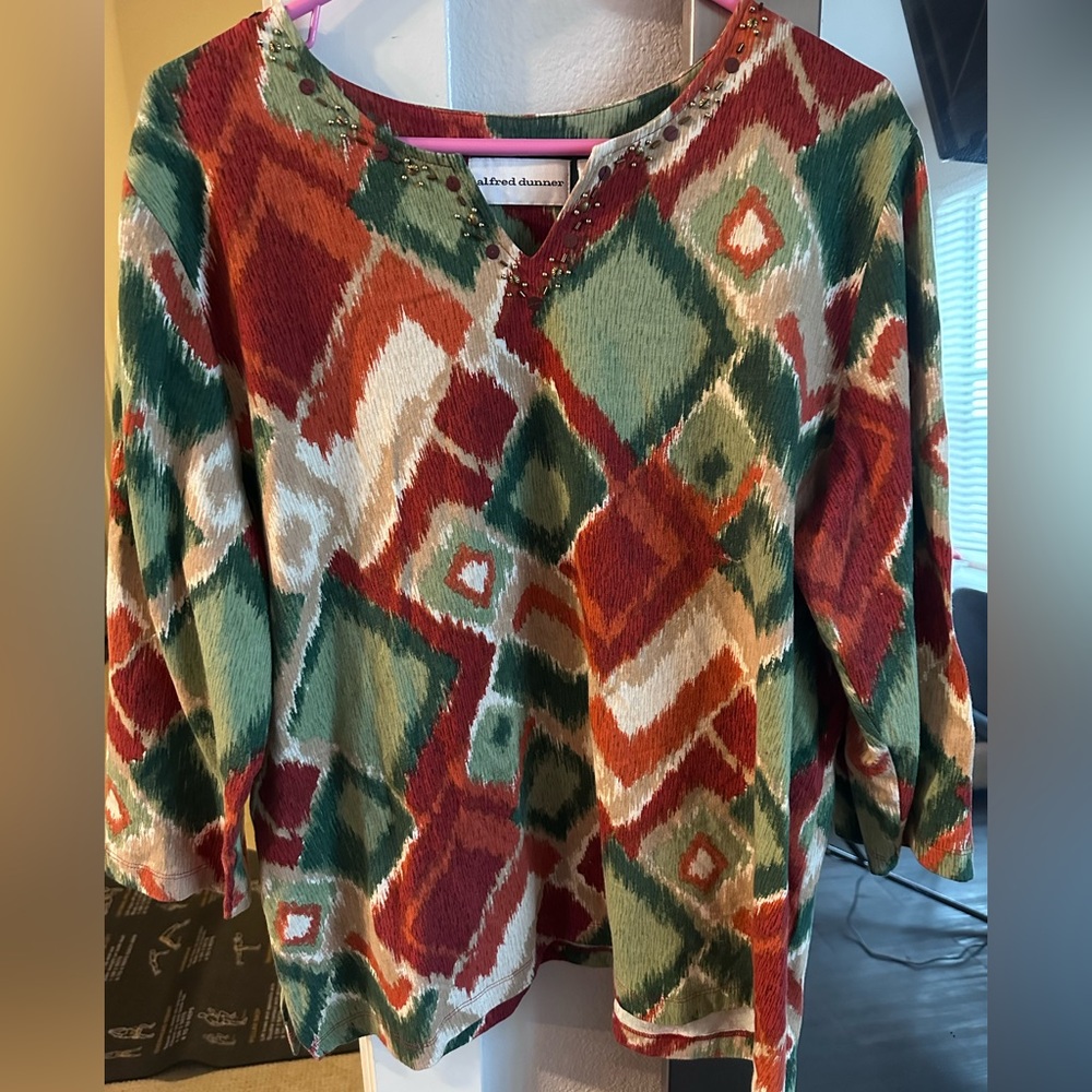 Vintage Alfred Dunner multi color beaded V neck blouse size L